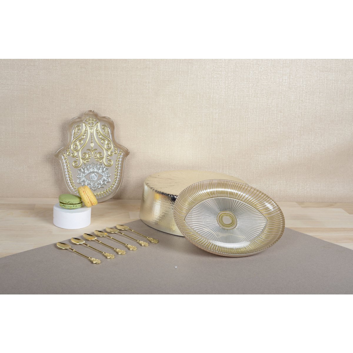 22x15.5cm beige oval cup