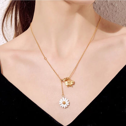 Daisy Flower with Bee Charm Necklace