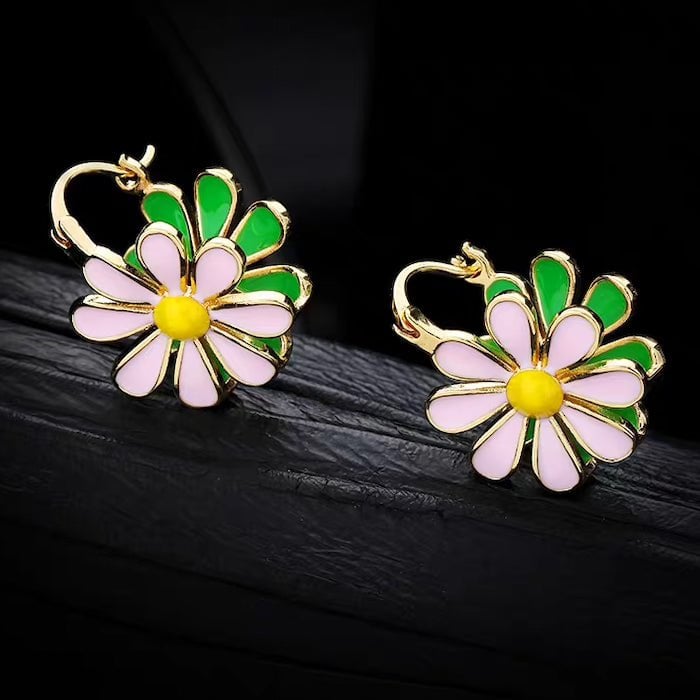 Twin Daisy Bloom Earrings