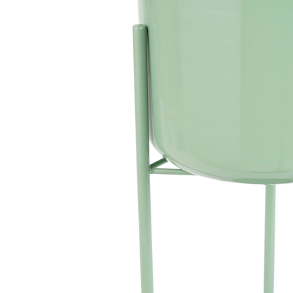 Flowerpot inside Colyn Groen