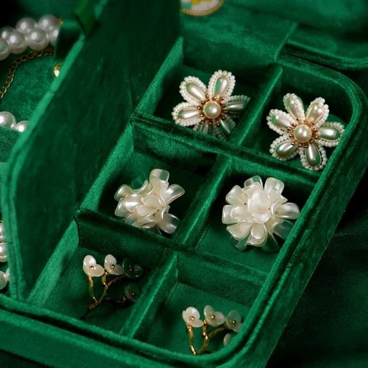 Luxury Velvet Large Jewelry Box