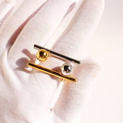 Sculptural Beam and Dot Ring