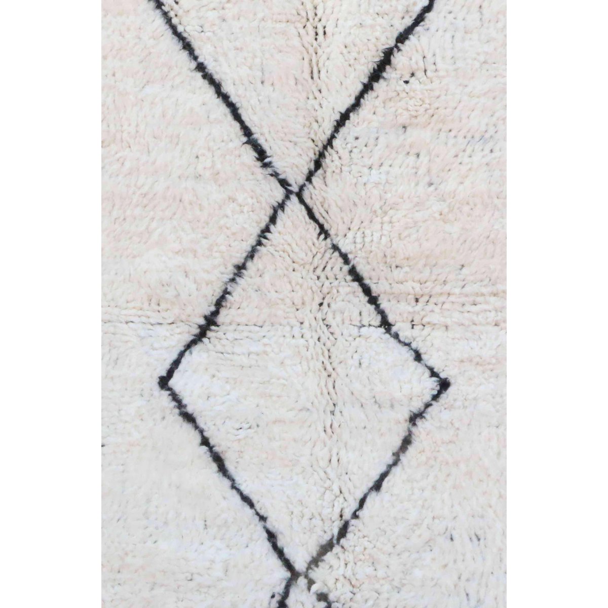 Pure wool Moroccan Berber rug 141 x 239 cm