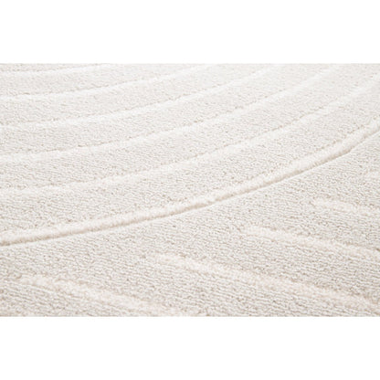 Super soft very graphic rug VOLUTE