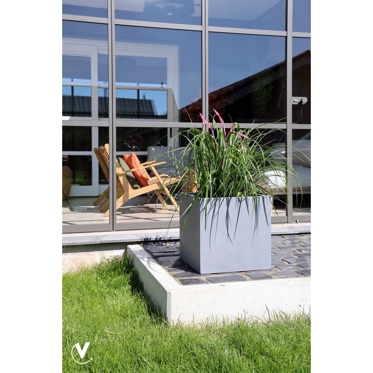 Planter - El Salvador Gray