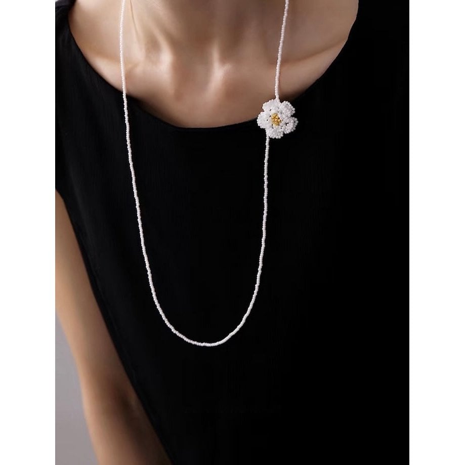 Handmade Daisy Beaded Necklace & Earrings Set
