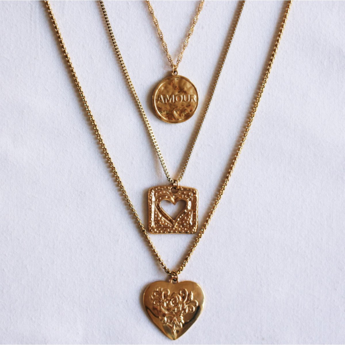 Box chain necklace with square heart charm