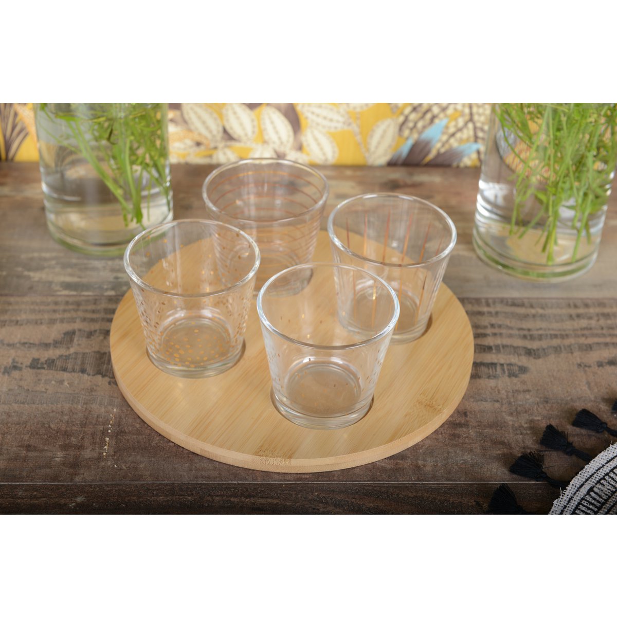 Set of 4 golden cups with wooden tray