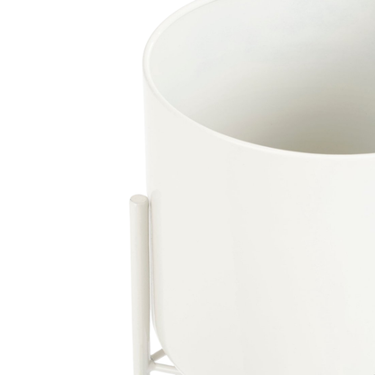 Flowerpot inside Colyn White