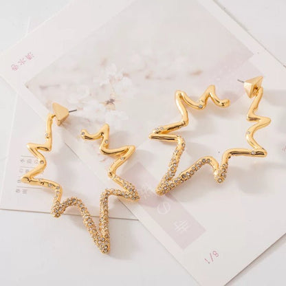 Luxurious Starfish Oversized Hoop Earrings