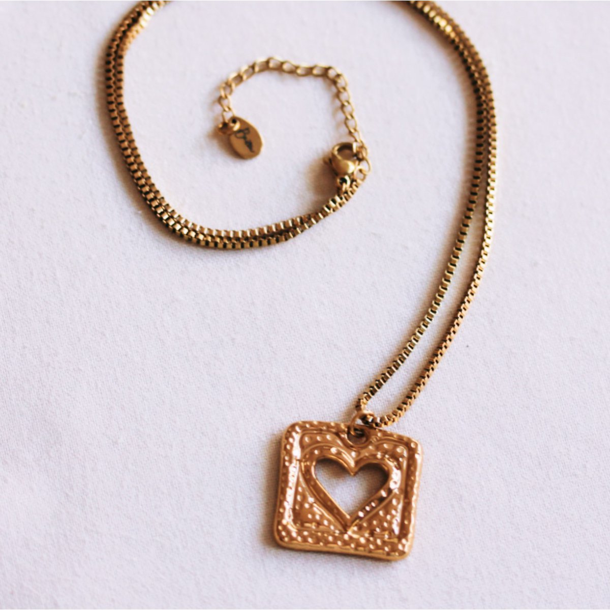 Box chain necklace with square heart charm