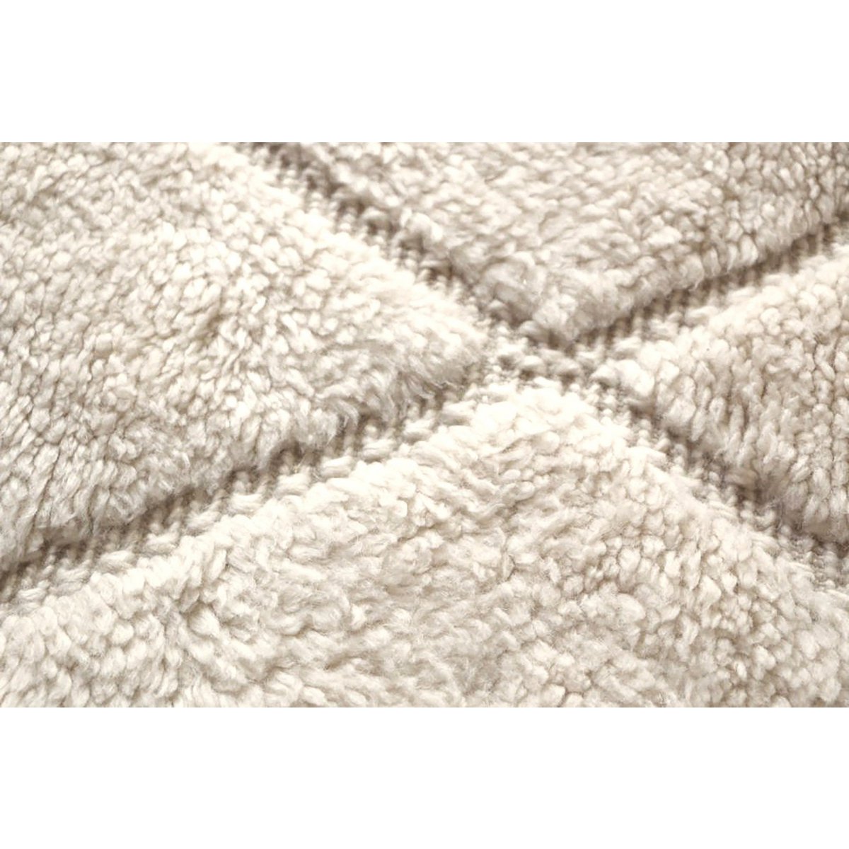 Contemporary wool Berber rug 177 x 302 cm