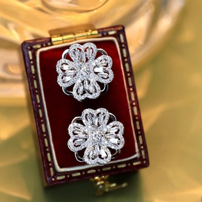 Dazzling Turning Four Leaf Clover Jewelry Set