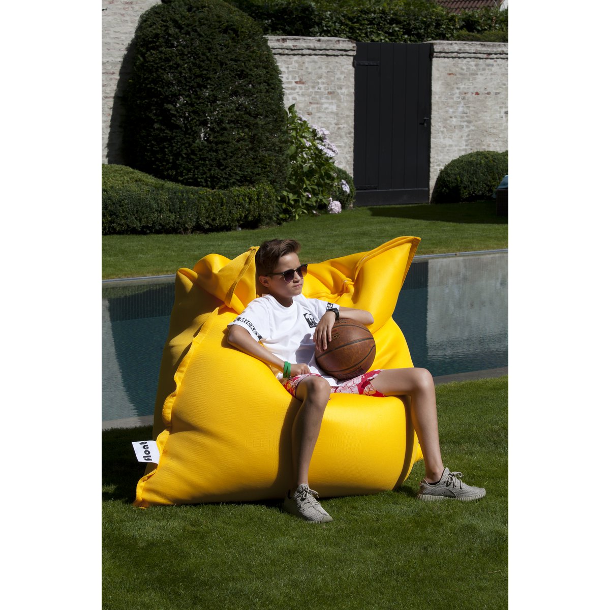 FLOAT BEANBAG SWIMMINGPOOL - yellow