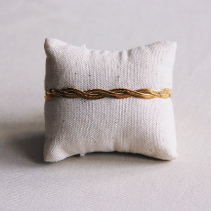SA860 - Stainless steel braided snake bracelet - gold