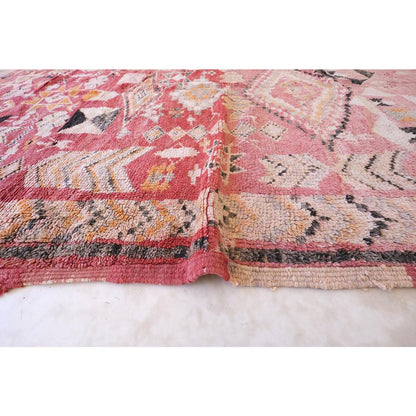 Moroccan Berber rug in vintage wool 183 x 286 cm