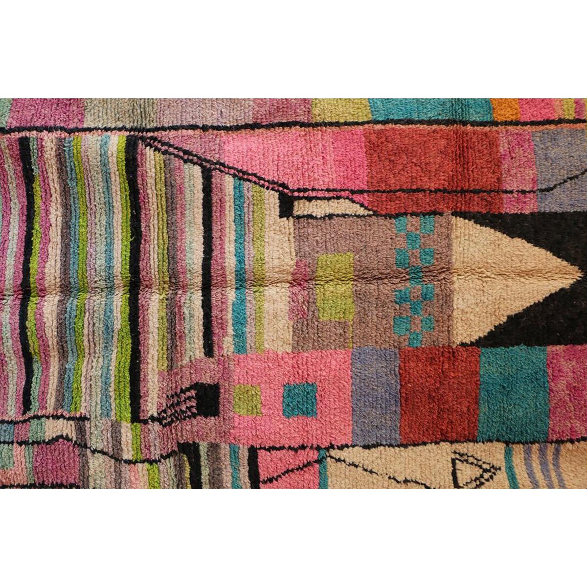 Colorful Boujaad Berber rug 195 x 320 cm SOLD