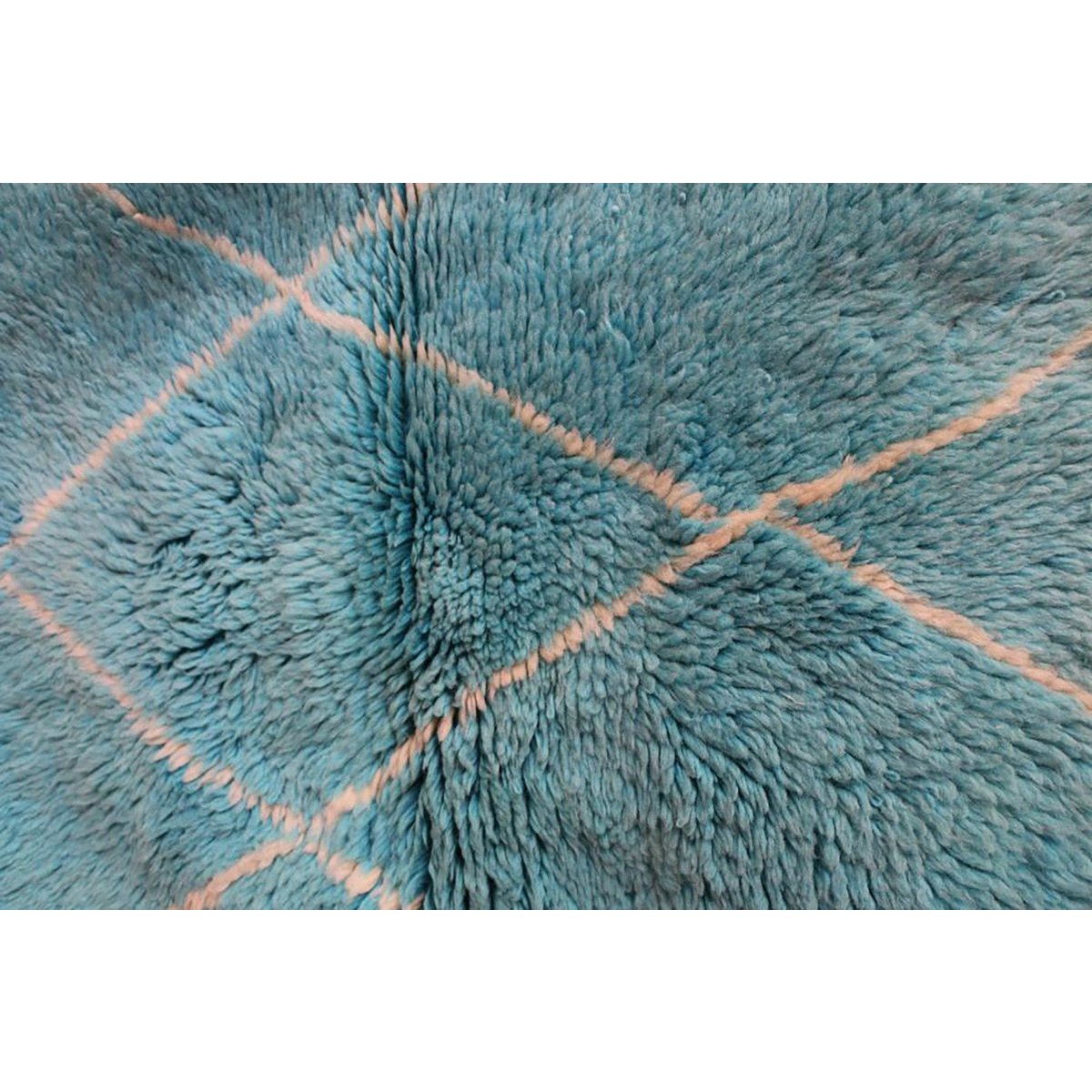 Pure wool Moroccan Berber rug 120 x 123 cm