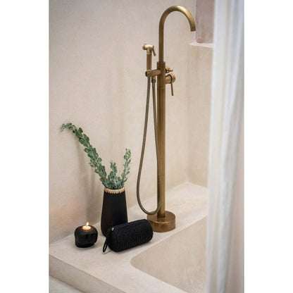 The Sneaky Vase - Black Natural - S