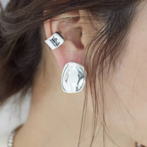 Chunky Button-Look Mirror Ear Studs