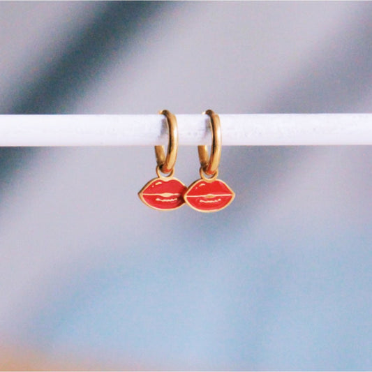 Stainless steel hoops with lips - gold