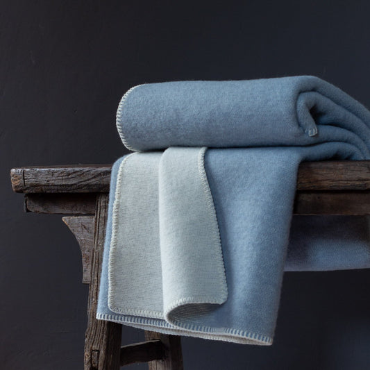 Woolen bed Blanket BLUE FOG