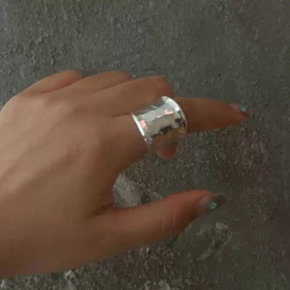 Bold Look Hammering Texture Wide Silver Ring