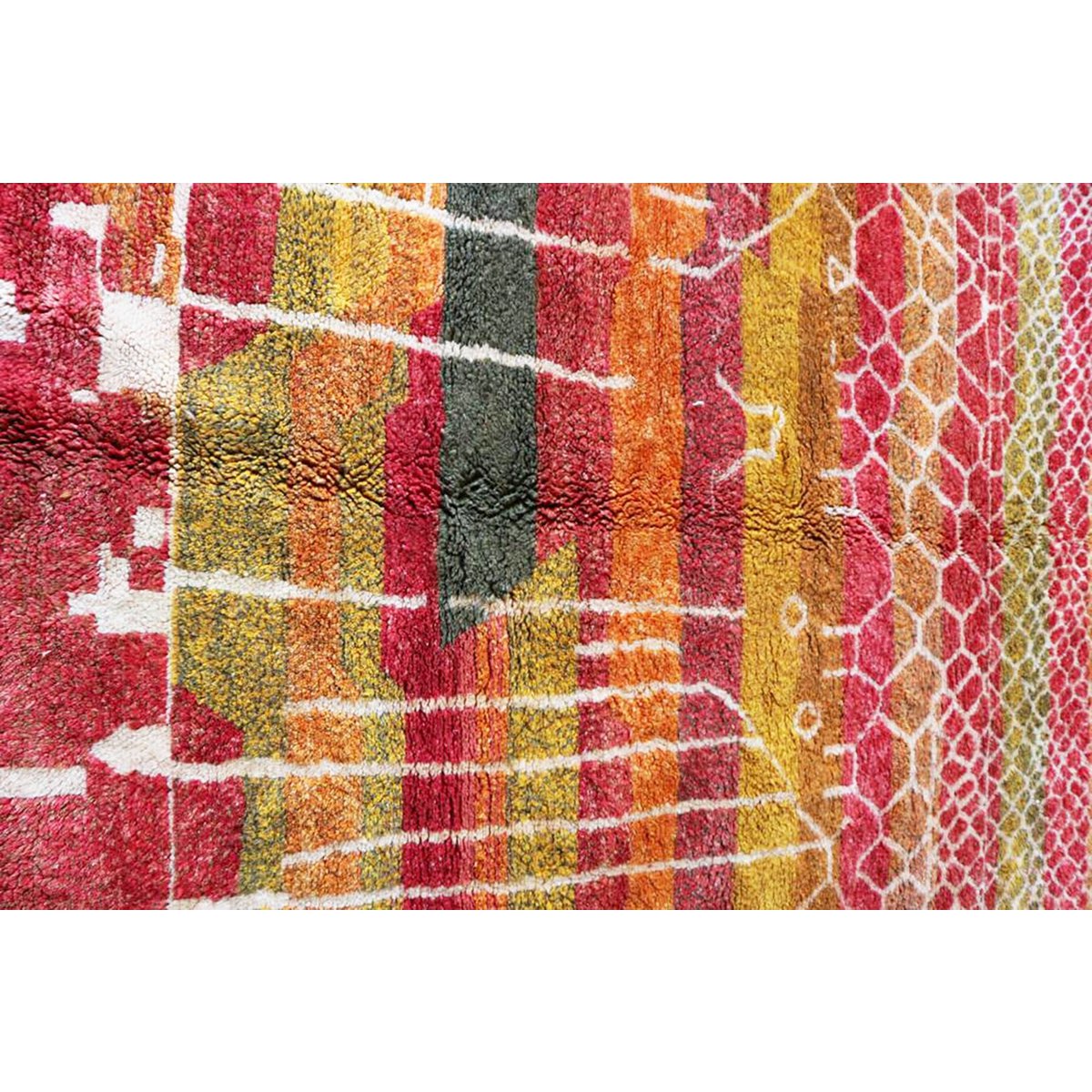 Pure wool Moroccan Berber rug 217 x 302 cm