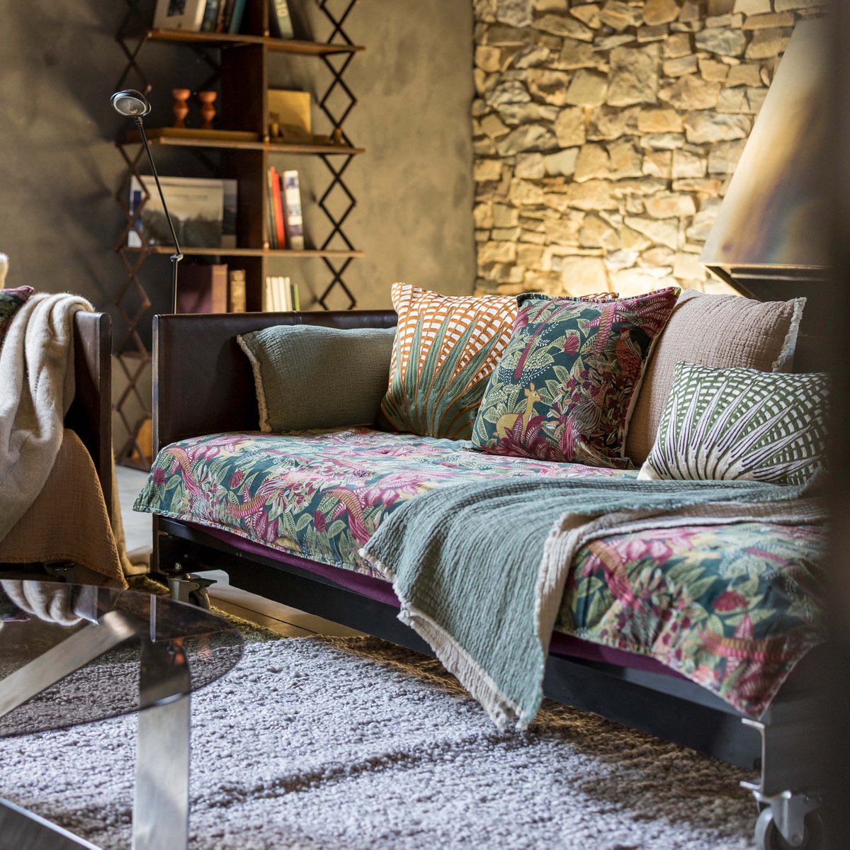 45 x 45 Ewan Multico print cushion