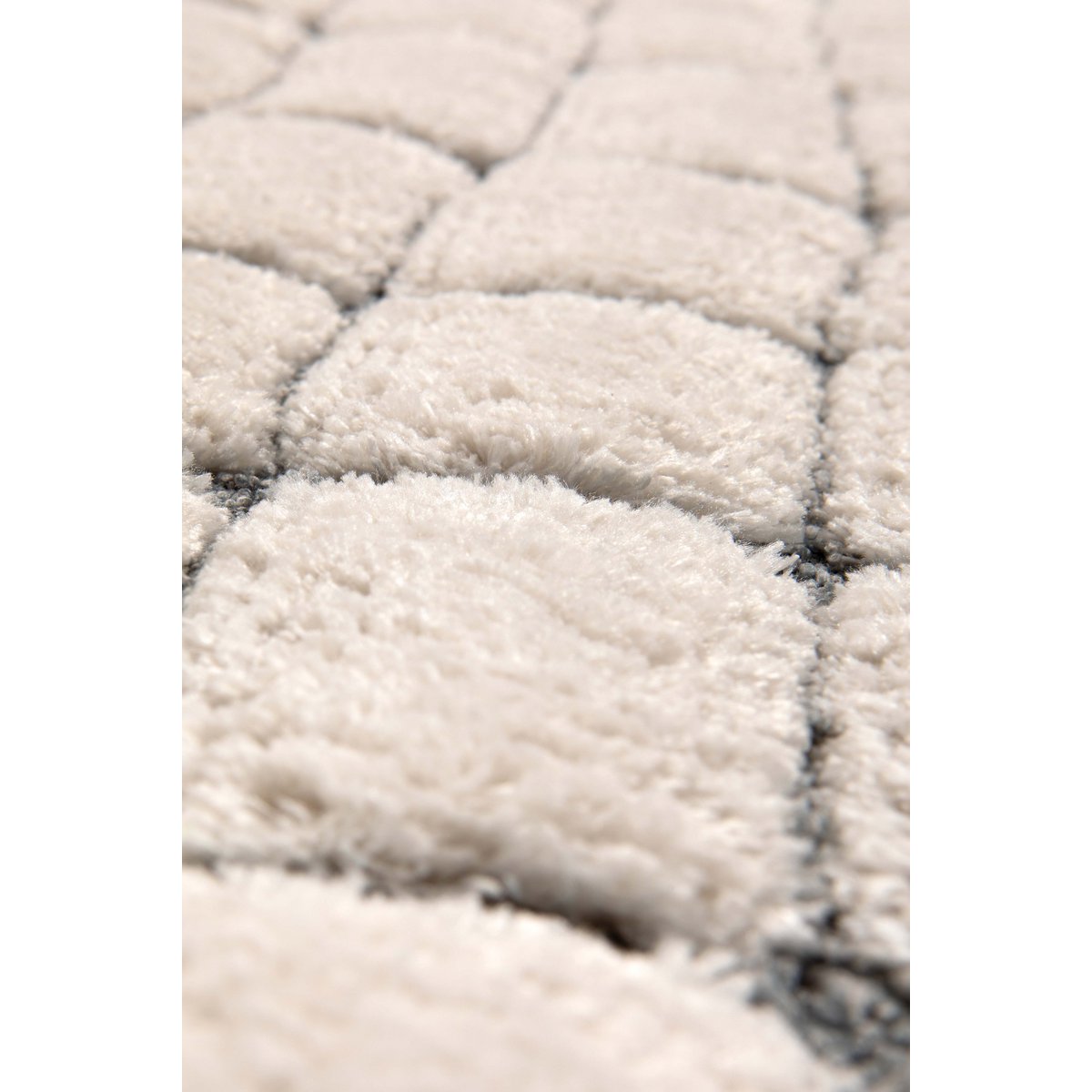 Antonio snow recycled carpet 160 x 230 x 2
