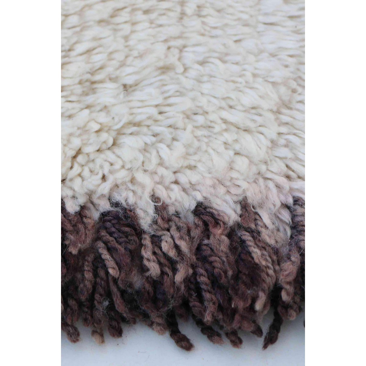 Pure wool Moroccan Berber rug 146 x 212 cm