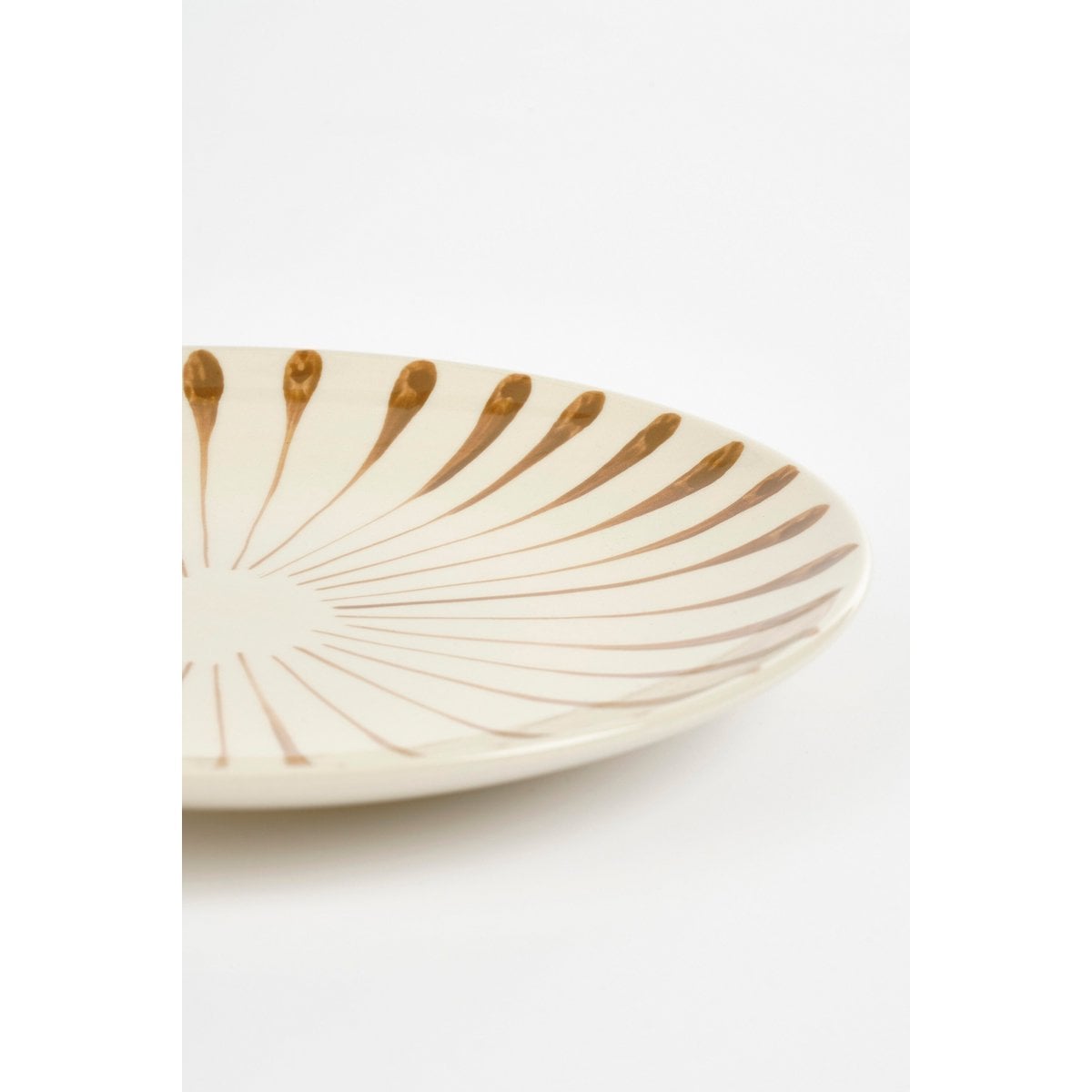 Dinner plate Elsie Brown