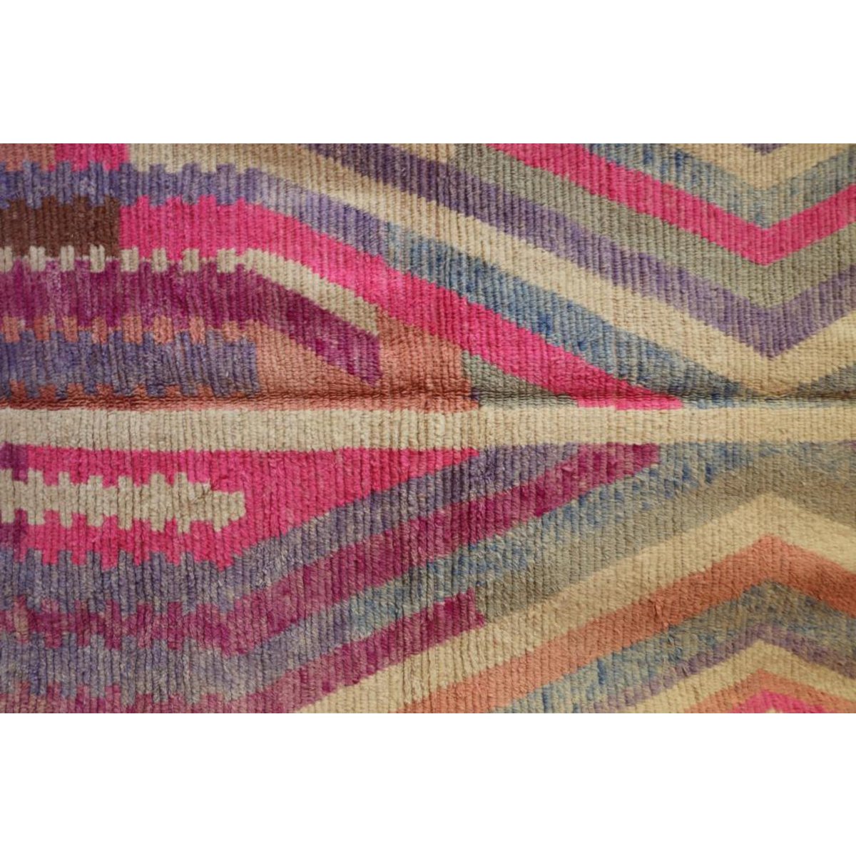 Pure wool Moroccan Berber rug 170 x 264 cm