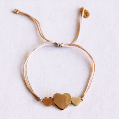 Satin bracelet with 3 hearts - sand