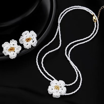 Handmade Daisy Beaded Necklace & Earrings Set