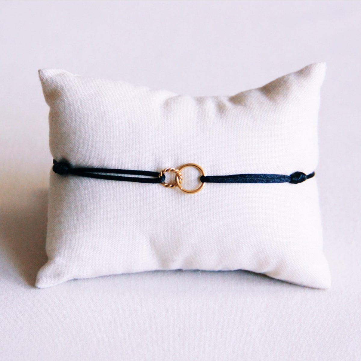 Infinity satin bracelet - black