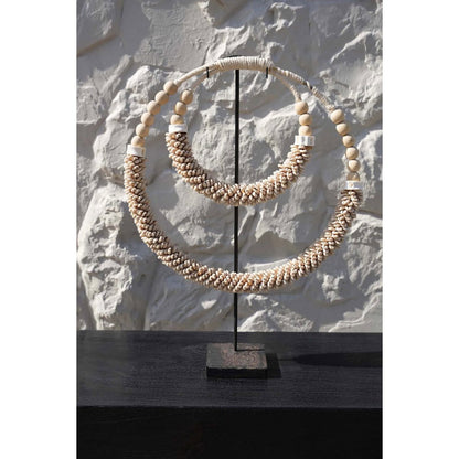 The Double Shell Necklace On Stand - Natural