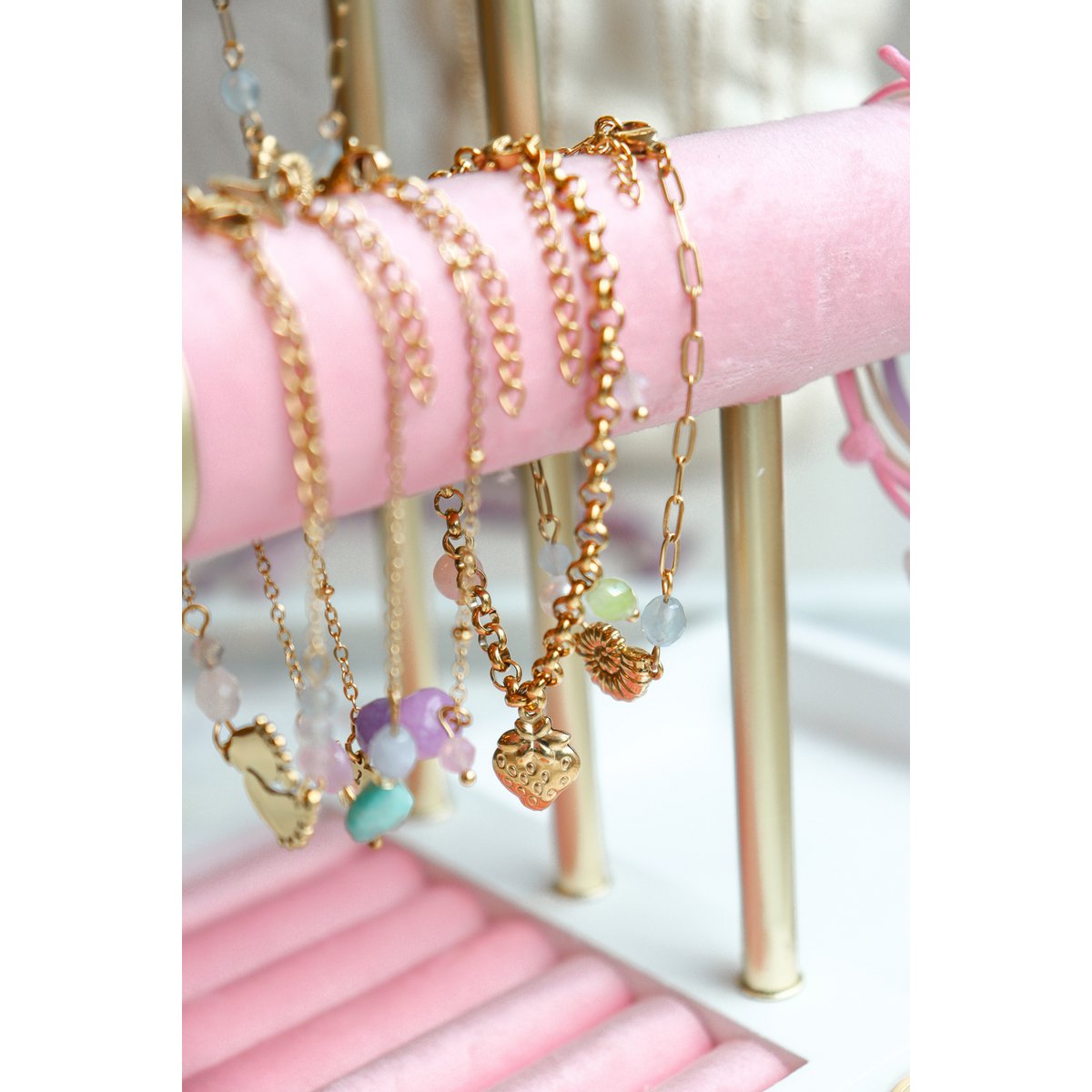 Shell Bracelet Aquamarine and Pearl - Gold