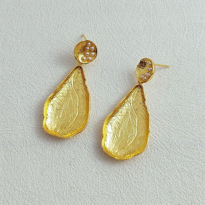 Vintage Inspired Textured Waterdrop Earrings