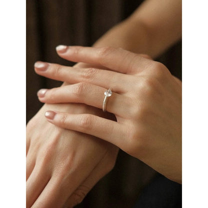 Unique Design Twinkled Star Rings