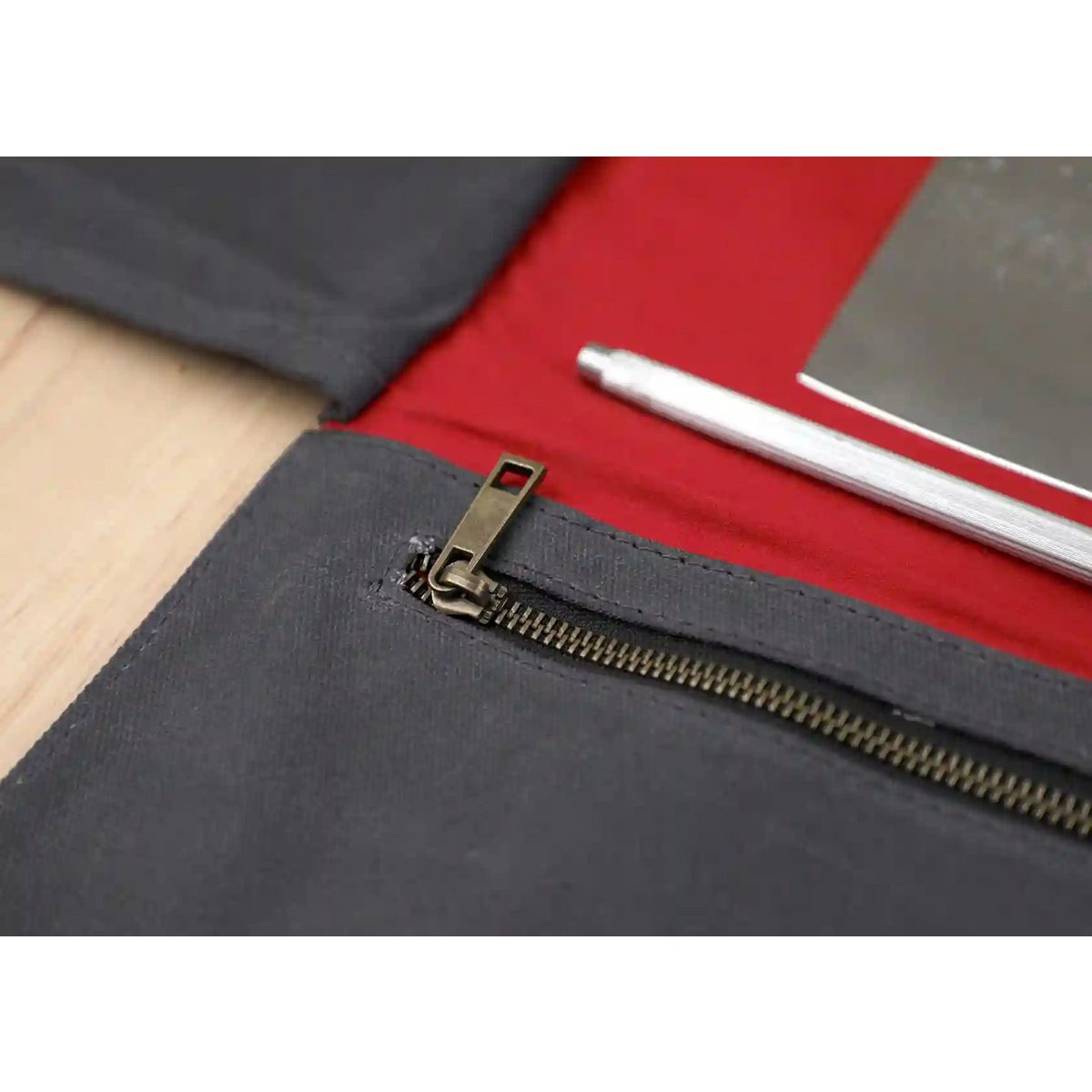 Kitchen Accessories - KOTAI knife roll-up bag - top grain leather and waxed canvas (can hold 8 knives + accessories)