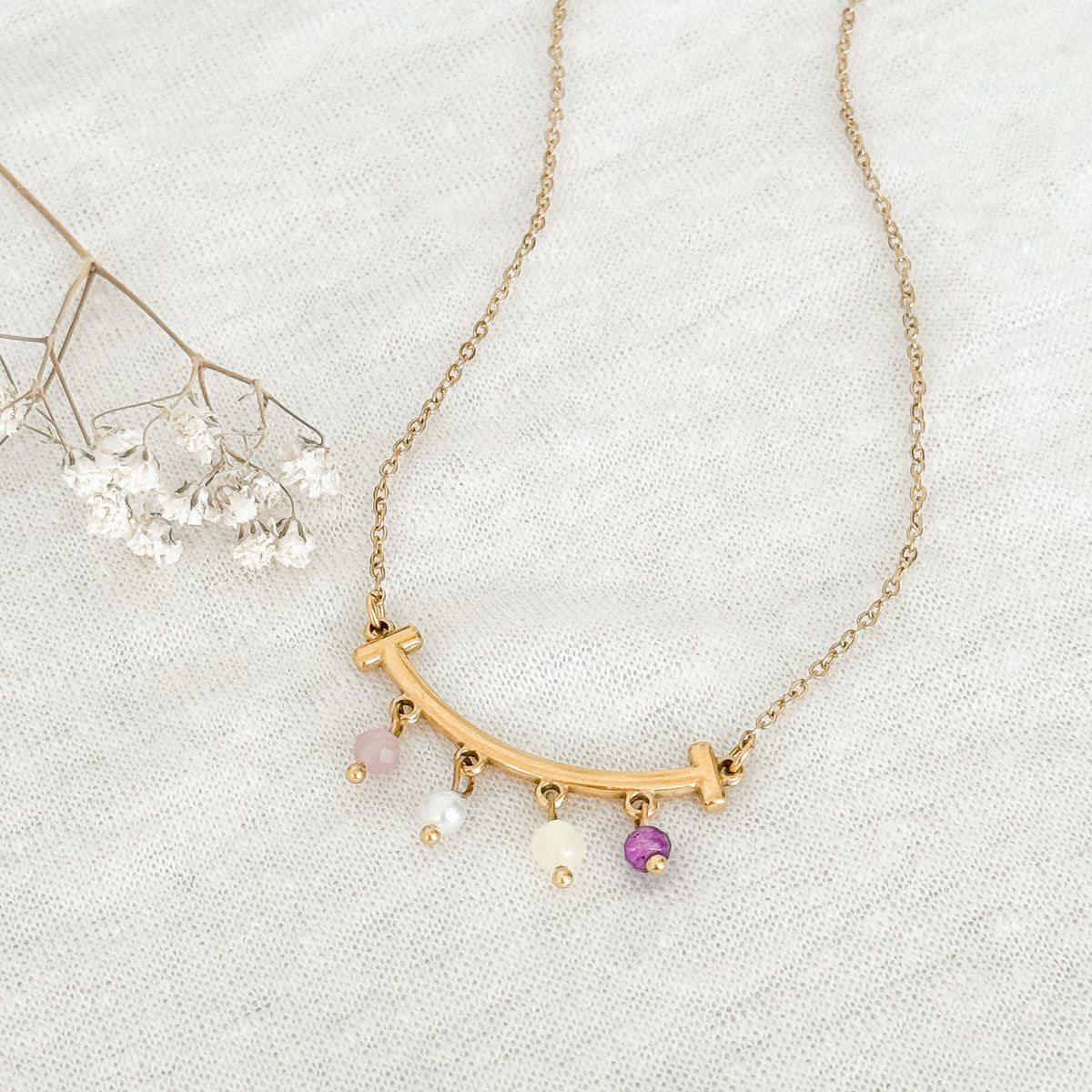 Gemstone pendants necklace - gold