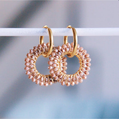 Earring with round faceted pendant – mocha