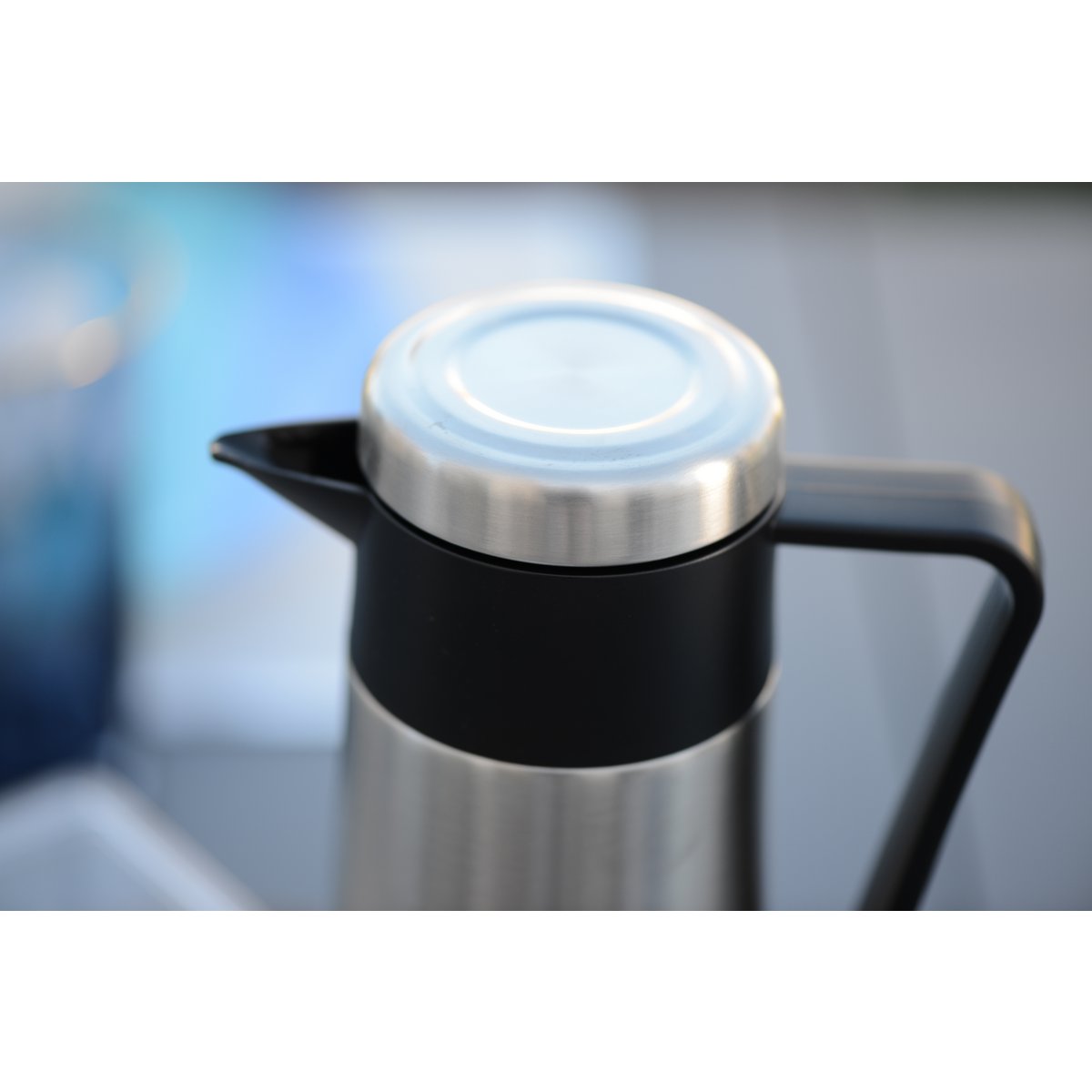 STAINLESS STEEL AND BLACK ISOTHERMAL COFFEE MAKER 1L