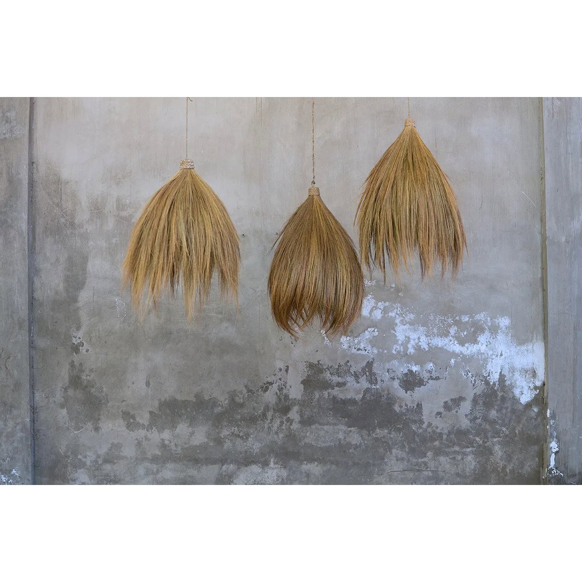 The Rayung Hut Pendant - Natural - M