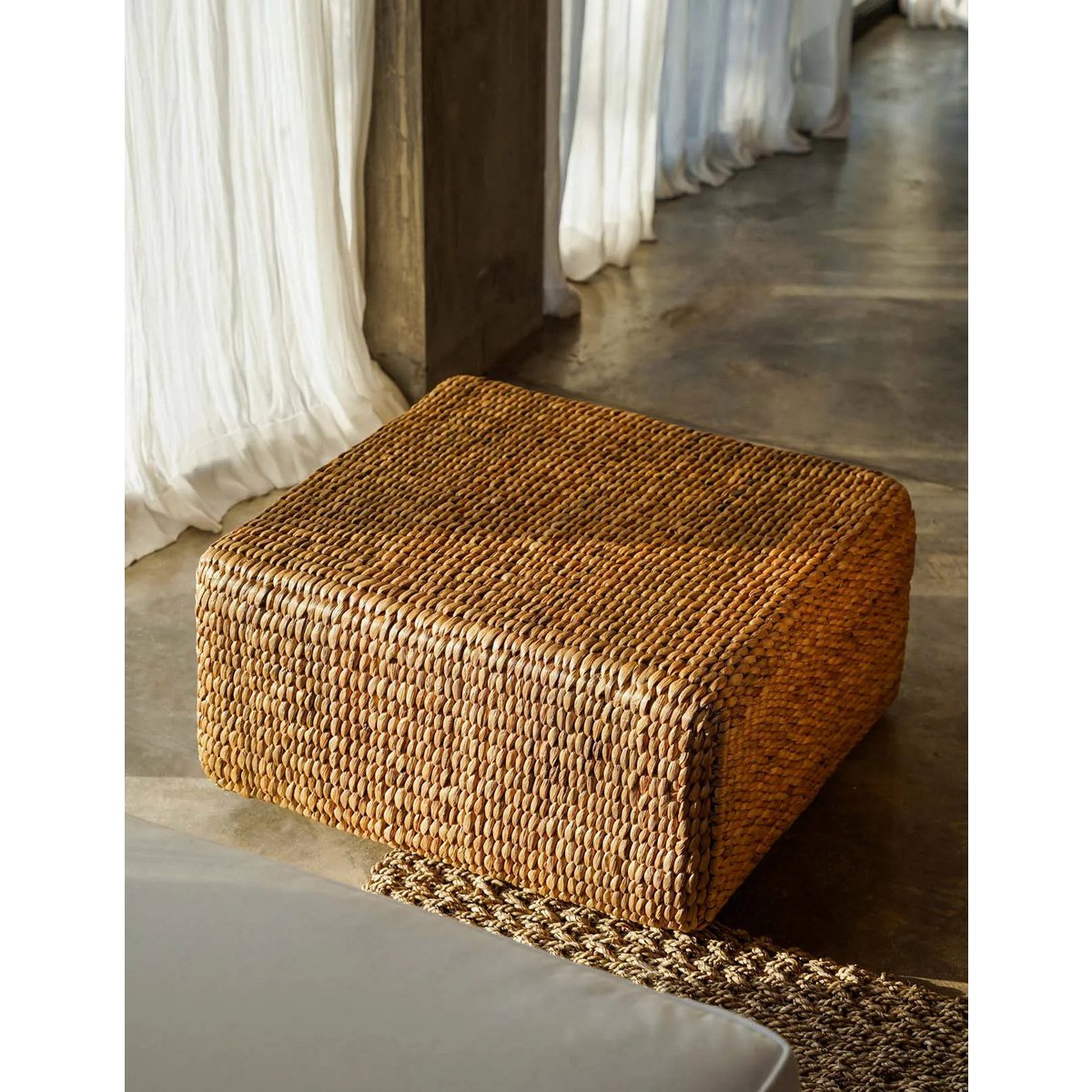 The Hyacinth Pouffe Square - Natural - M