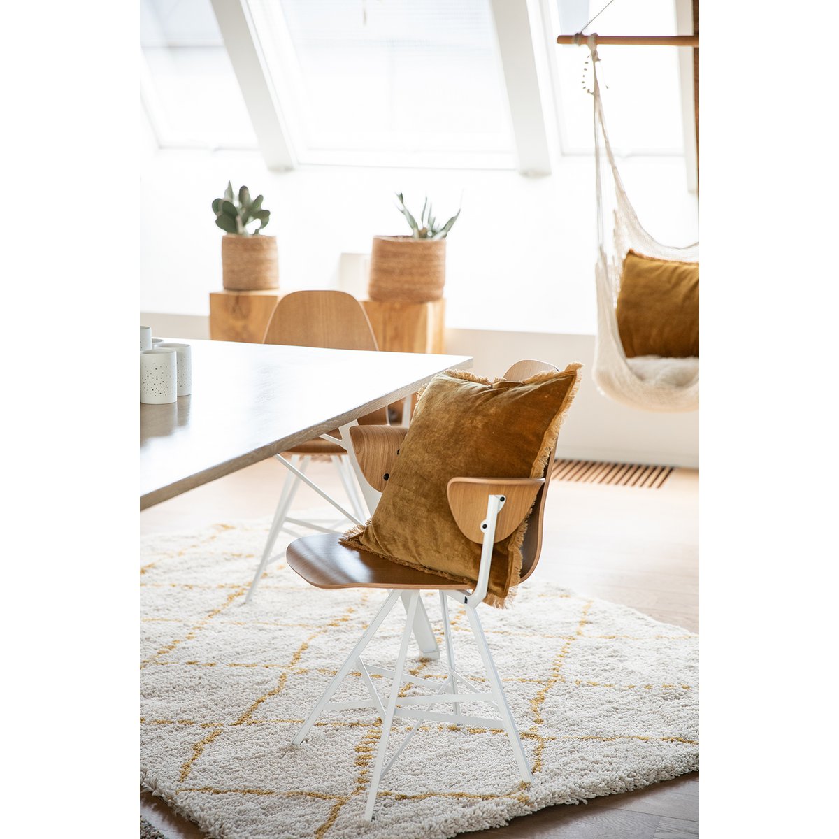 Plain Cushion Fara Bronze 40 x 65
