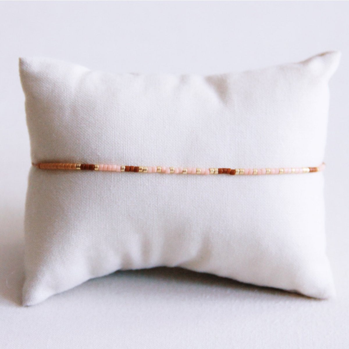 Miyuki bracelet - nude/brown/cognac