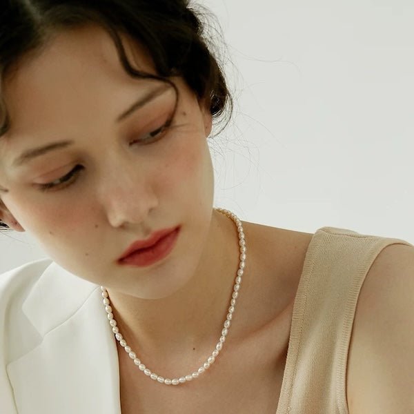 Timeless Pearl Beads Necklace with OT buckle