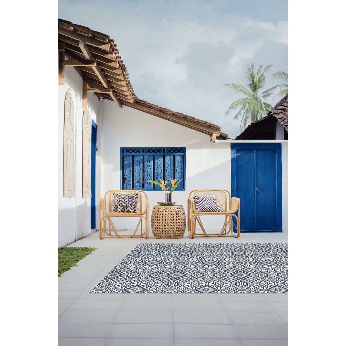 NAZARE indoor outdoor graphic rug